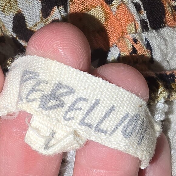 REBELLION BOHO DRESS 3/4 PEASANT SLEEVE SMOCKED BACK HIGH LOW HEM SIZE LARGE - Picture 3 of 7